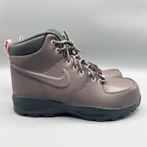 Nike Manoa LTR (GS) Violet Ore Kids Boots Size 7Y